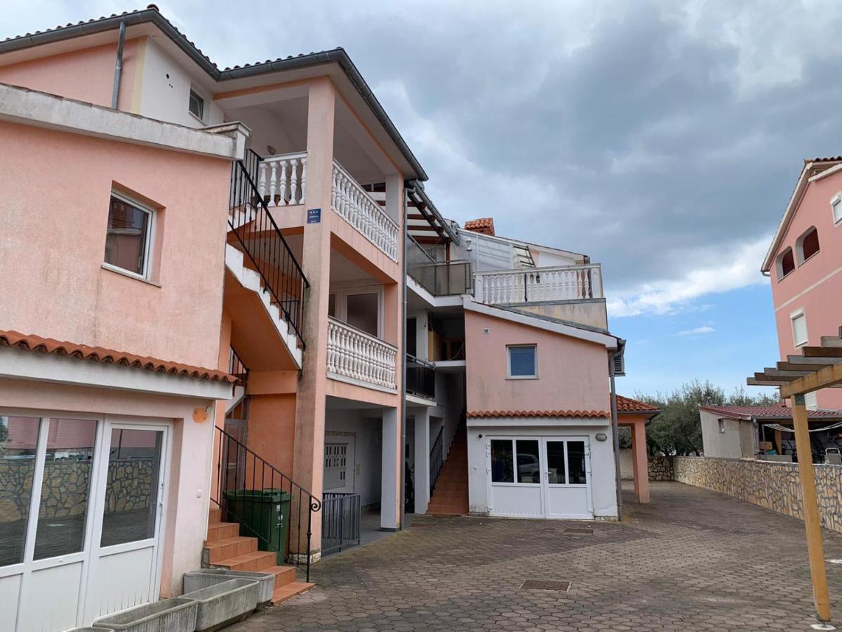 Apartman Dobric Fazana Bagian luar foto